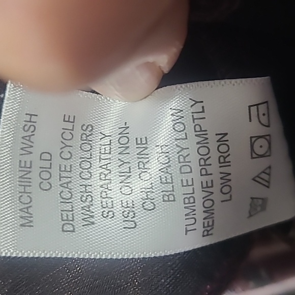 Colorful Loose Fitting Top - Picture 8 of 8